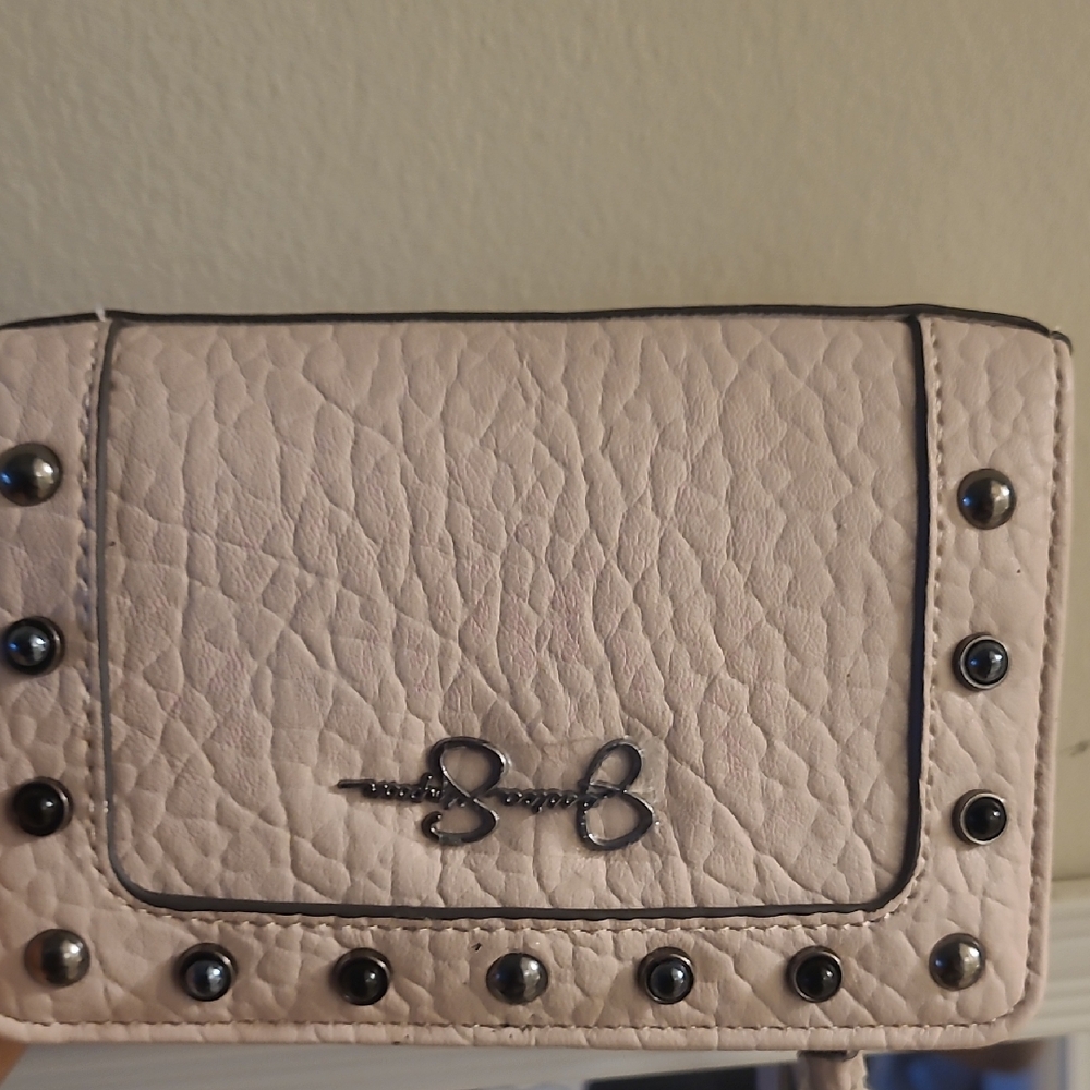 NEW Jessica Simpson Stylish Cream Studded Wallet